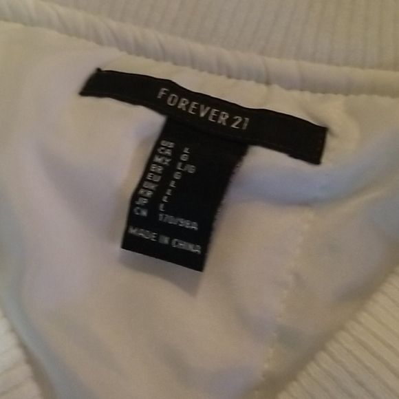 New Forever 21 Patch Bomber Jacket - SZ L - Picture 2 of 7